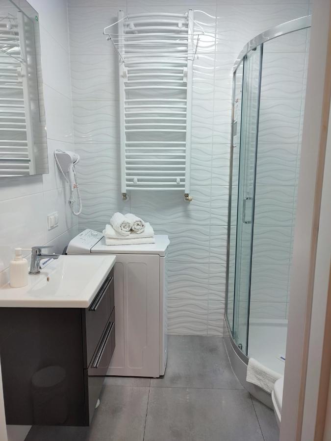 Apartament Nadolnik Bezplatny Parking Klucze W Skrytce Rachunek Poznan Exterior foto