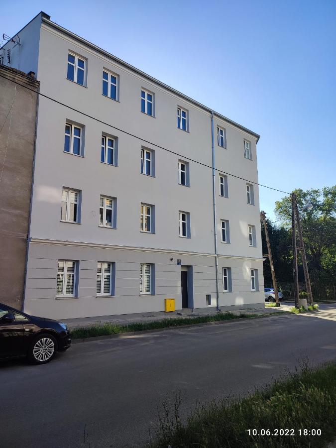 Apartament Nadolnik Bezplatny Parking Klucze W Skrytce Rachunek Poznan Exterior foto