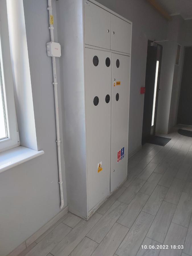 Apartament Nadolnik Bezplatny Parking Klucze W Skrytce Rachunek Poznan Exterior foto